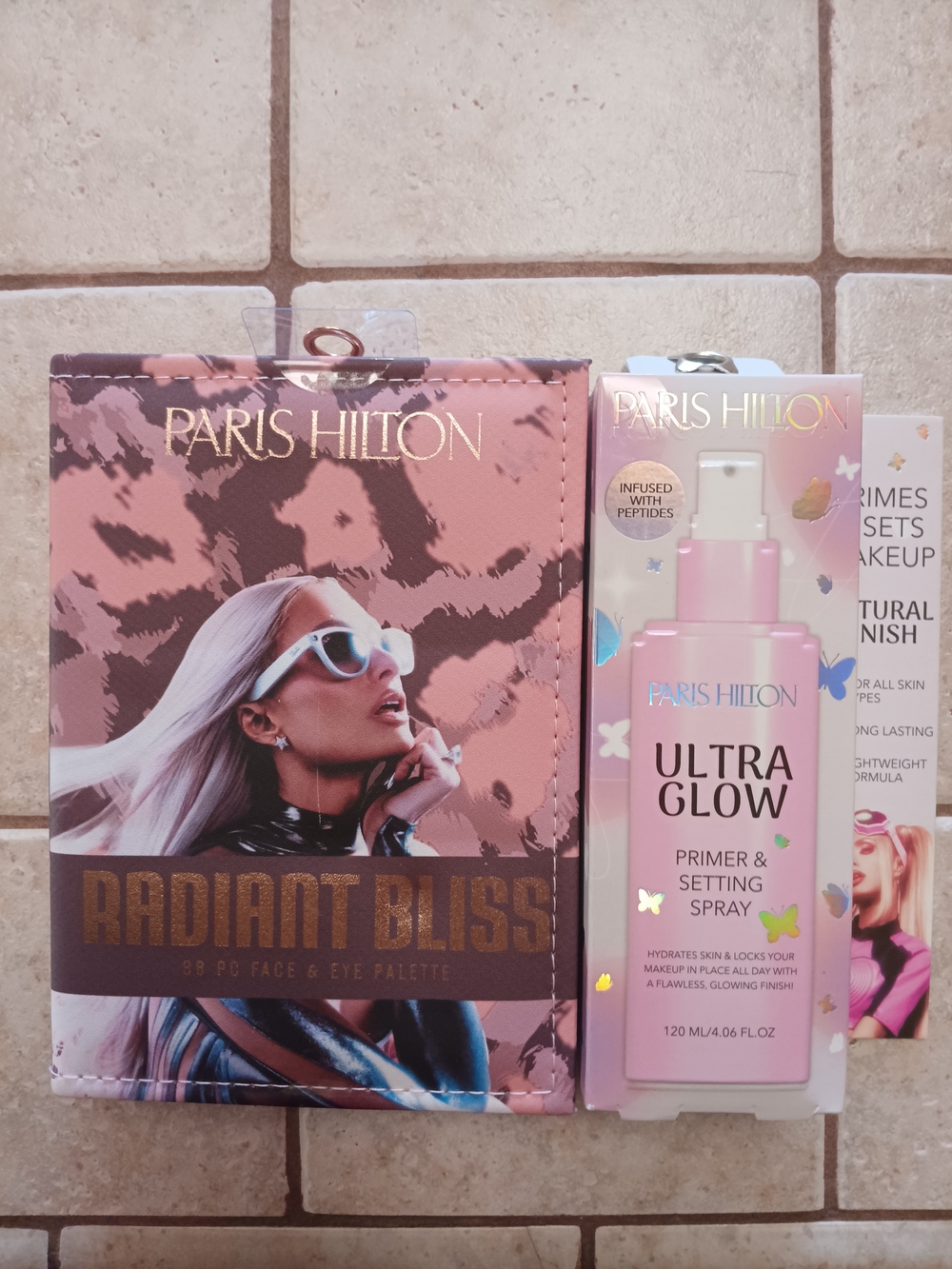 Paris Hilton Ultra Glow Primer & Setting Spray โ Light Pink
